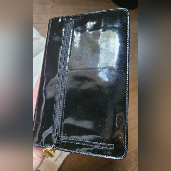 Chanel WOC in Black Patent Leather Vintage in EUC w/COA and dustbag - Picture 3 of 14